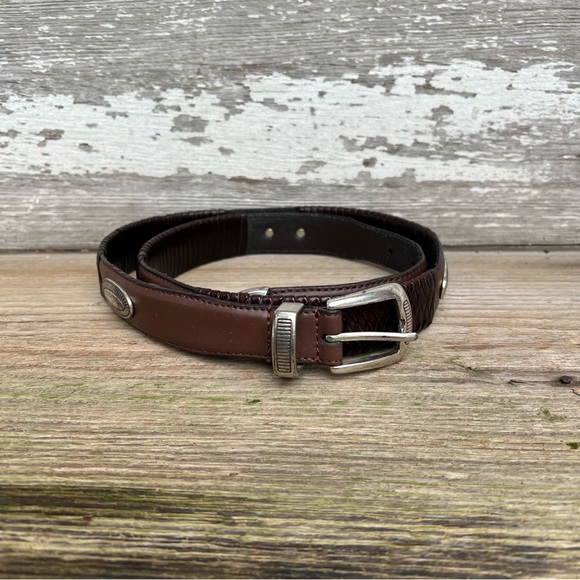 Genuine leather belt with silver metal Conchos. Size 40. - Picture 1 of 7